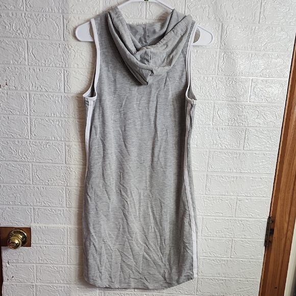 Almost Famous Gray Sleeveless Mini Dress - Picture 4 of 4